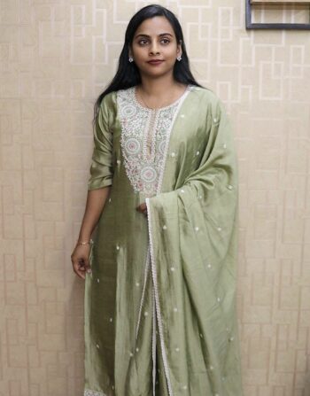 Vichitra Silk Slitted Kurti With Bottom And Duppatta (Pastel Green)