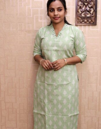 Kantha Cotton Slitted Kurti (Pastel Green)