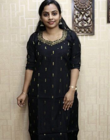 Slub Cotton Silk Handworked Slitted Kurti (Black)