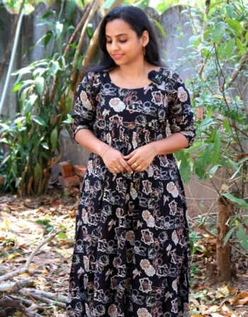 Rayon Front Pleated Aline Kurti (Black)