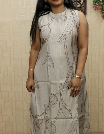 Vetican Silk Turtle Neck Aline Kurti (Meroon Lines)